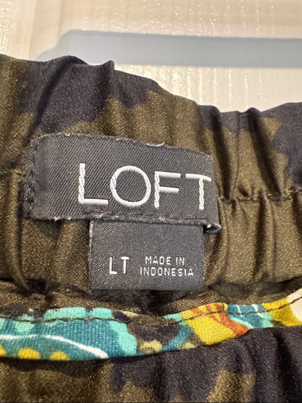 LOFT Black Elastic Waist Silk Pants Teal & Yellow Accent. Sz  Large Tall (LT) - Picture 4 of 8